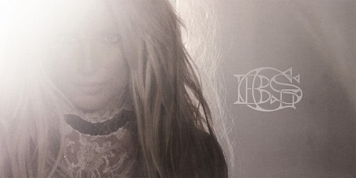 картинка Пластинка виниловая Britney Spears. Glory (2LP) магазин являющийся официальным дистрибьютором в России